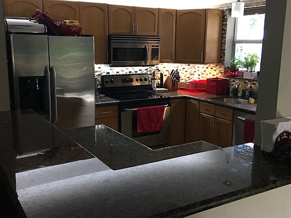 3rd image of 2124 NE 63rd Ct