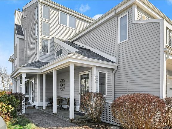 2nd image of 202 Breakers Ln #202