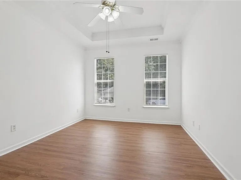 2596 Bates St SE — Photo 20