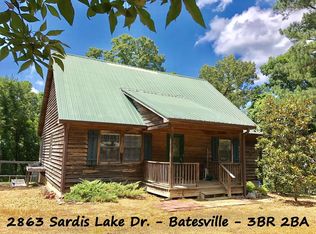 2863 Sardis Lake Dr, Batesville, MS 38606