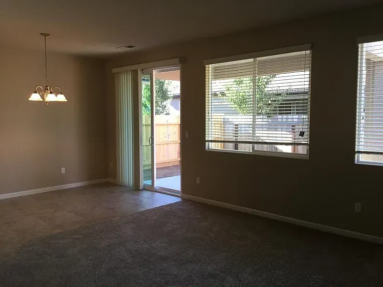 3457 Lansing Ave — Photo 8