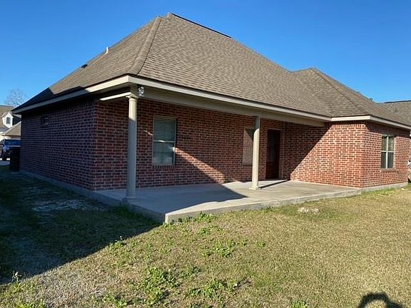 3rd image of 621 Becky Ln