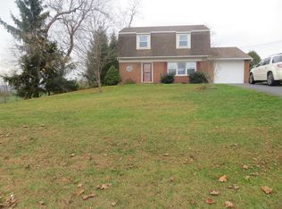 16 Bucks Valley Rd, Newport, PA 17074