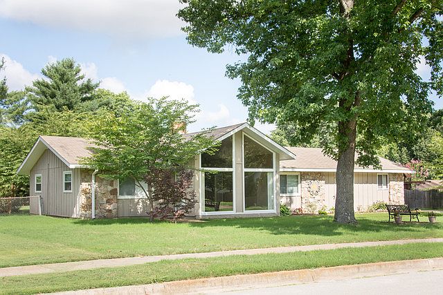 1st image of 13002 Coys Dr SE