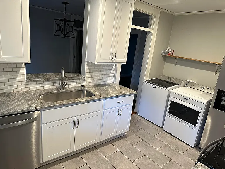 208 Greenwood Ave #B — Photo 20