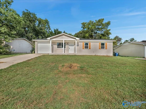 13925 Hurstland Dr SW, Huntsville, AL 35803