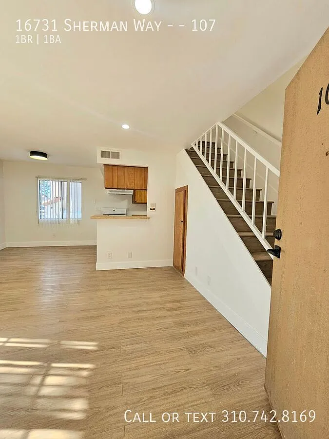 Bright 1BR Townhouse-Style Unit w/ 2 Balconies — Photo 2