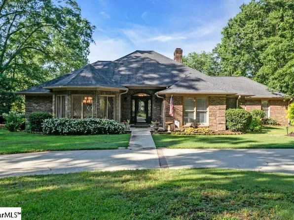 129 Greybridge Rd, Pelzer, SC 29669