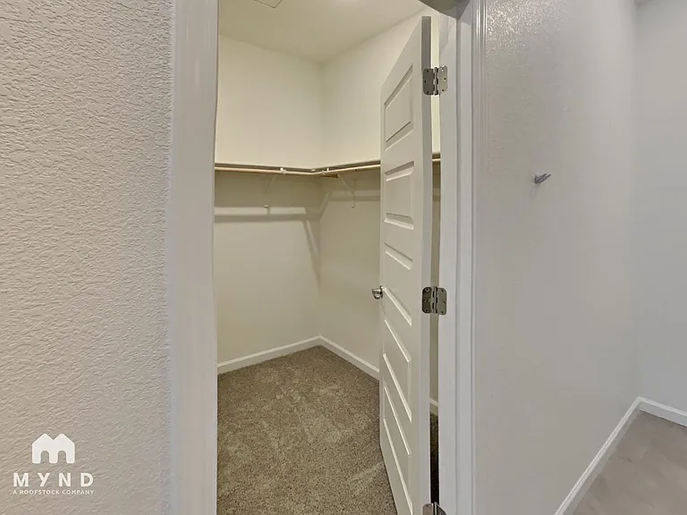 1688 Bullock Dr — Photo 11