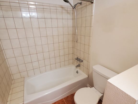 3rd image of 1343 Clay St
