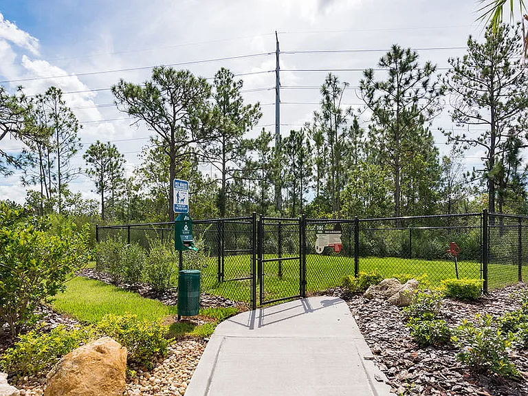 Cortland World Gateway — Photo 30