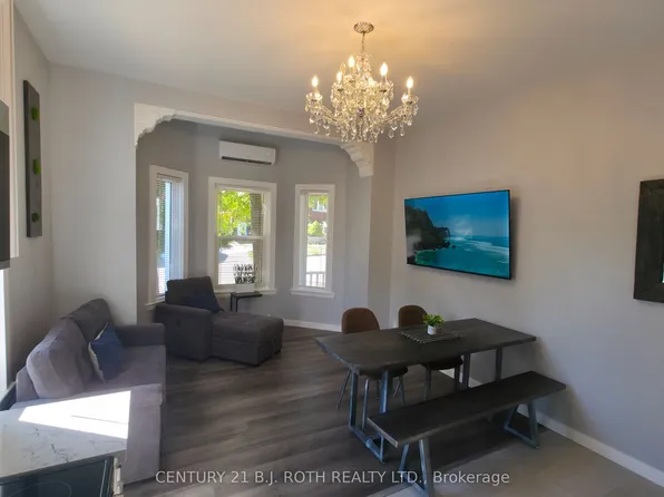 82 Albert St N, Orillia, ON