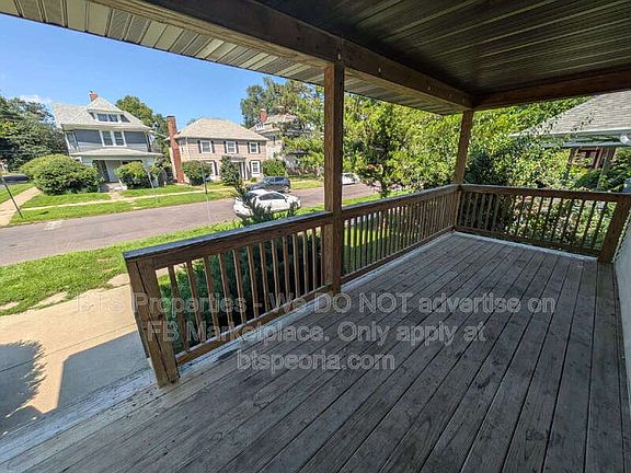 2nd image of 1530 W Barker Ave