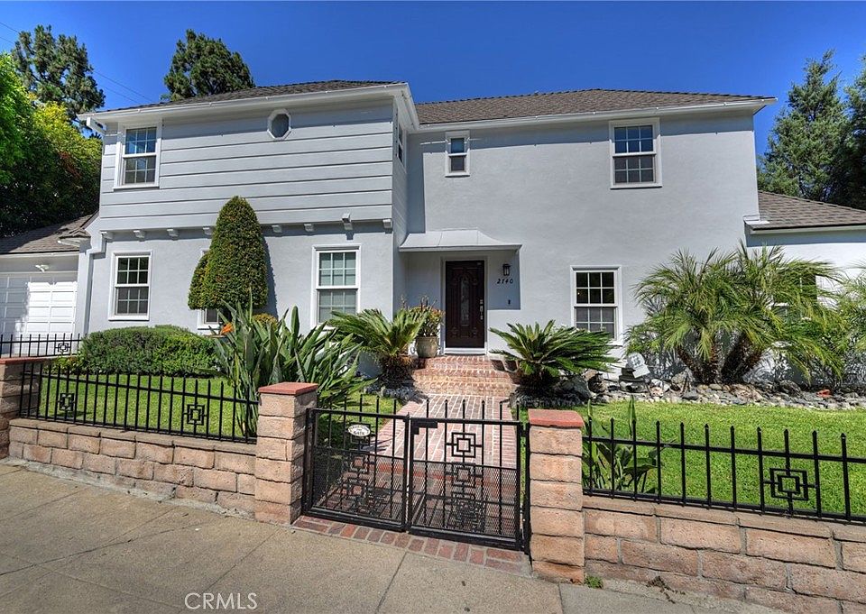 1st image of 2740 N Beachwood Dr