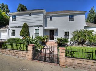 2740 N Beachwood Dr, Los Angeles, CA 90068