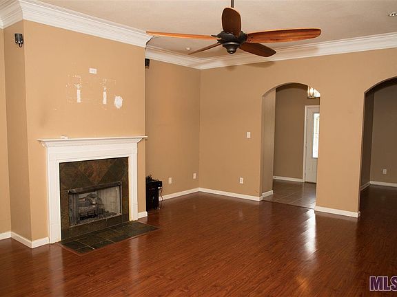 3rd image of 13058 Hazlewood Dr