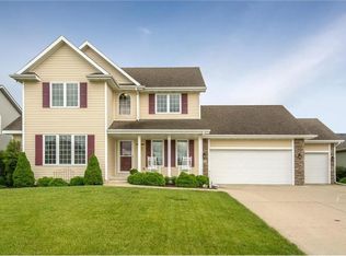 524 Hawthorne Ct, Norwalk, IA 50211