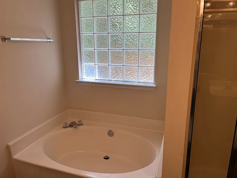 2919 Springs Dr — Photo 9