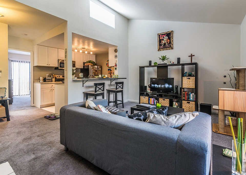1st image of 4119 Highland Ave Unit 6
