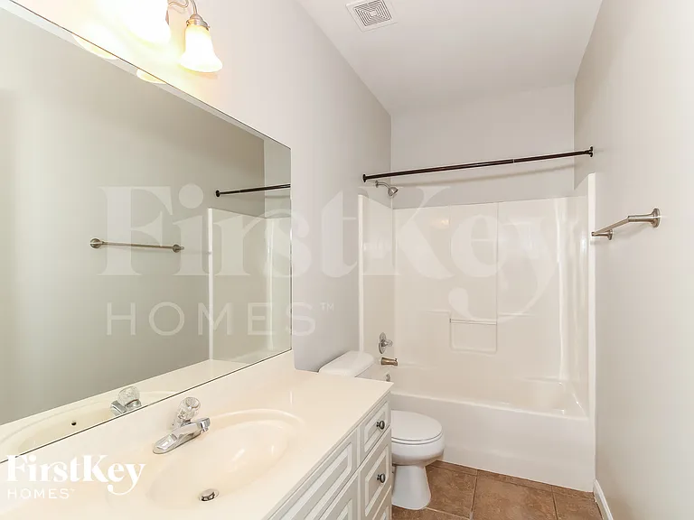 1260 Sierra Ct — Photo 11