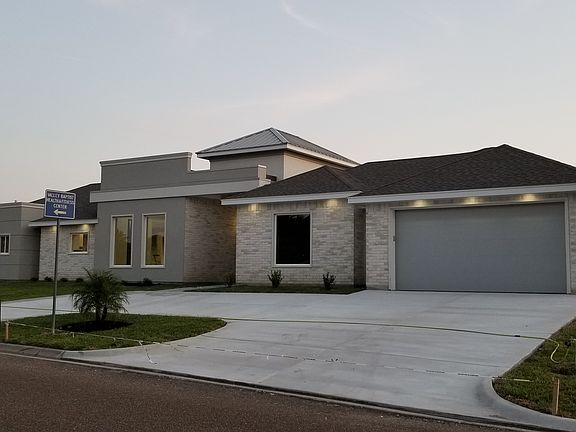 2nd image of 3510 N Augusta National Dr