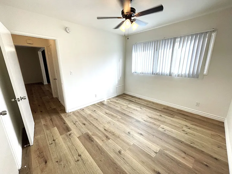 3565 Sepulveda — Photo 11