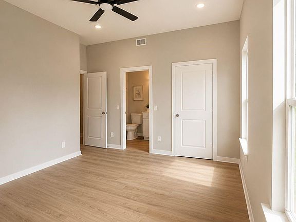 3rd image of 304 Bolden St
