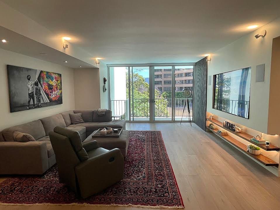 1st image of 10433 Wilshire Blvd APT 202