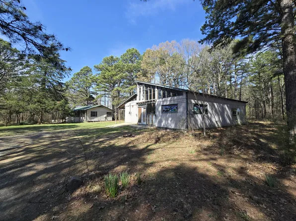 22472 Spruce Loop, Hodgen, OK 74939