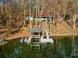 19501 Youngblood Rd W, Charlotte, NC 28278