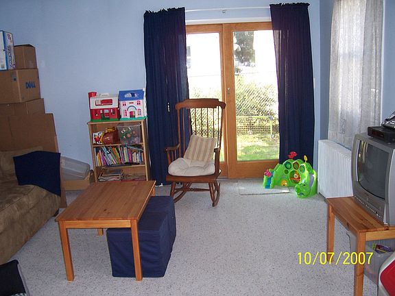 Family room - In Law