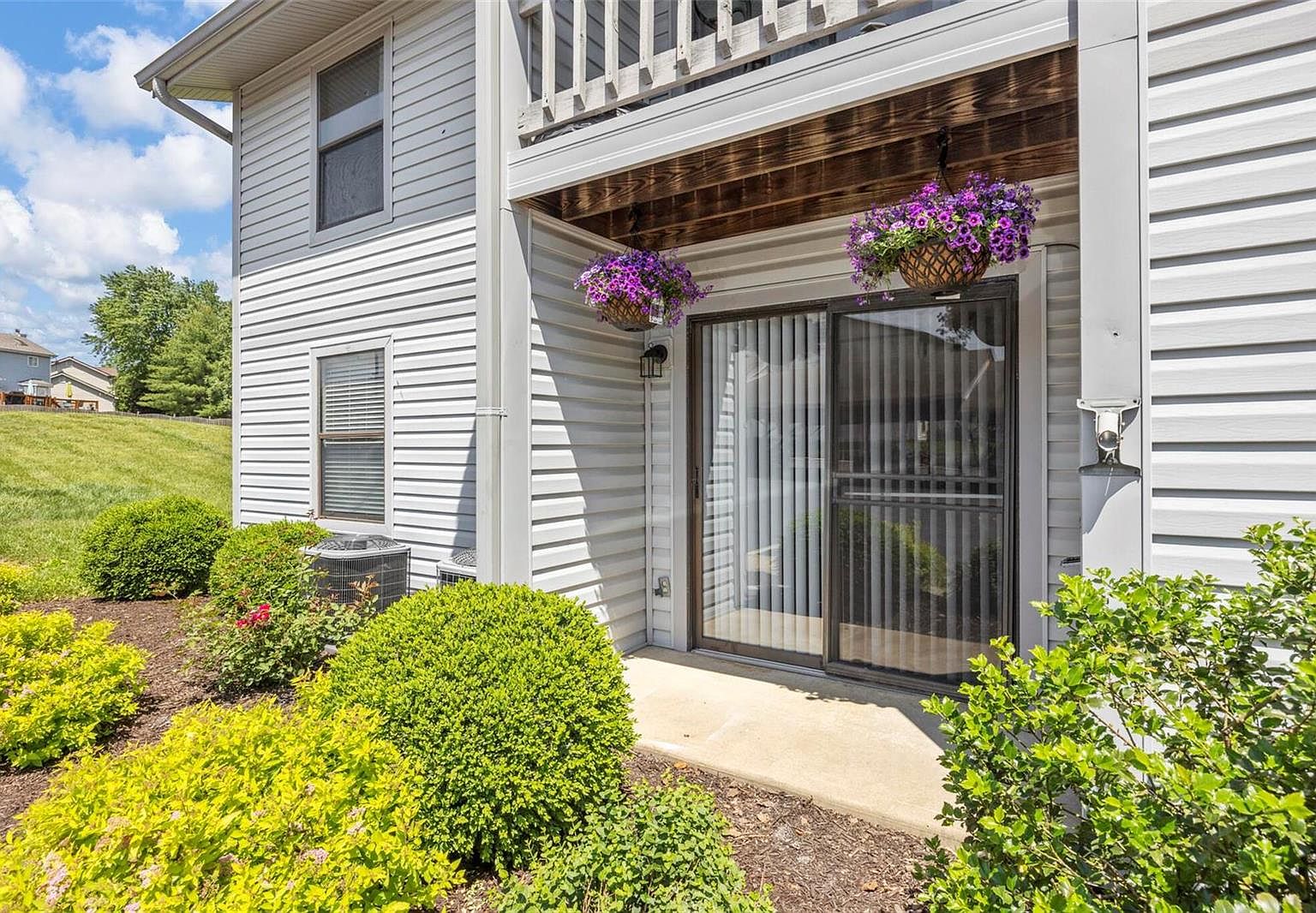 1627 Summergate Pkwy, Saint Charles, MO 63303 Zillow