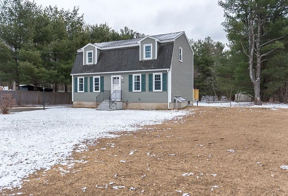2nd image of 847 Amesbury Rd