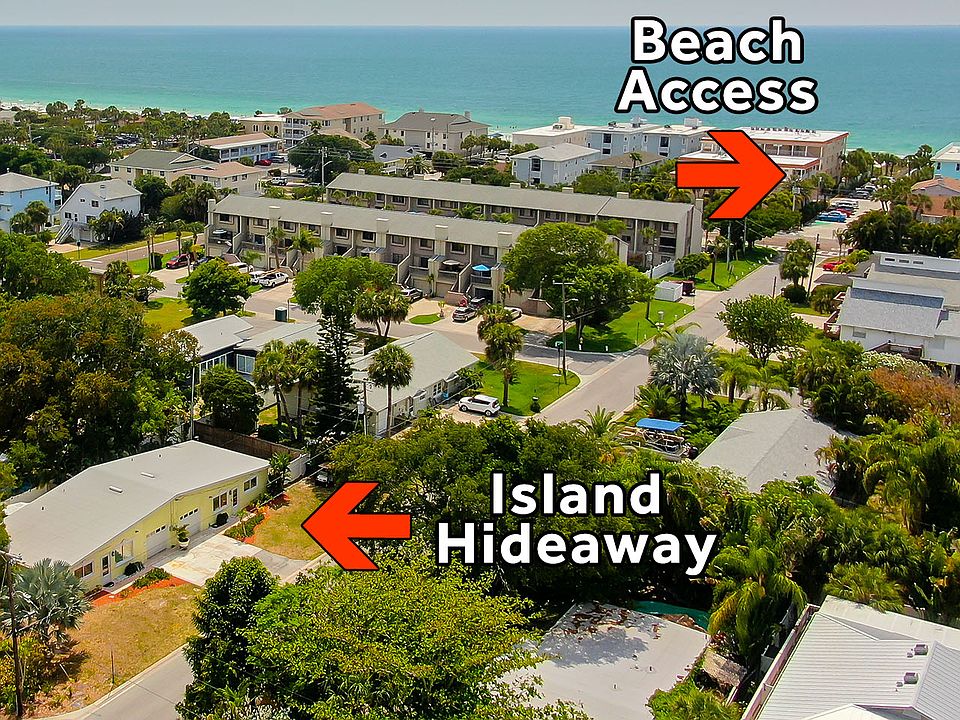 2 blocks to beach, easy access