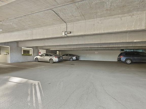4th image of 1111 W 6th Ave APT 306