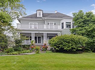 116 W 2nd St, Hinsdale, IL 60521