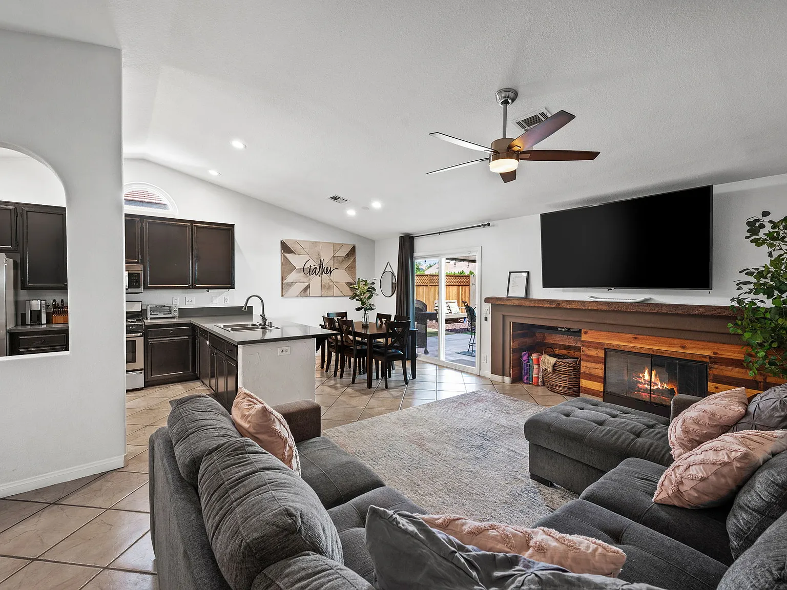 80676 Willow Ln — Photo 2