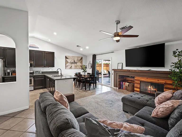 Livingroom area