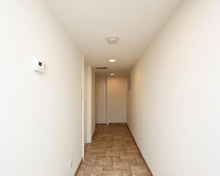 18 W Chestnut St #BR — Photo 20