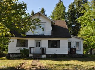 101 Brink Hill Rd, Greentown, PA 18426