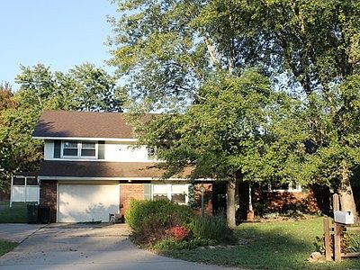 1st image of 301 Victor Ln