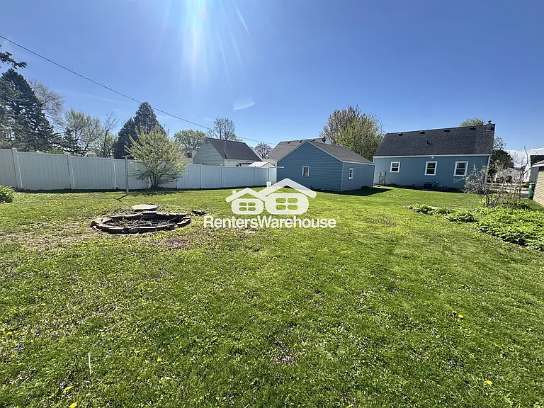2111 1st Ave SE — Photo 32