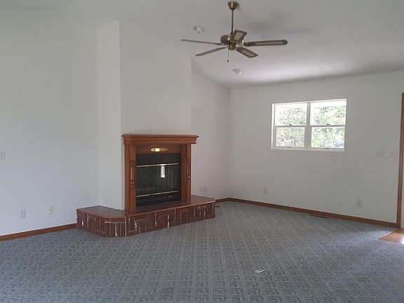 5th image of 21 Whiterock Ln