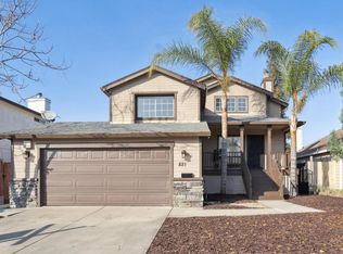 821 Fall River Dr, Modesto, CA 95351