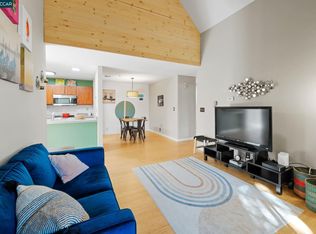 3173 Wayside Plz APT 312, Walnut Creek, CA 94597