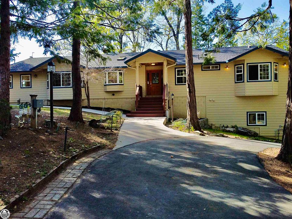 1st image of 18220 Sandberg Ct