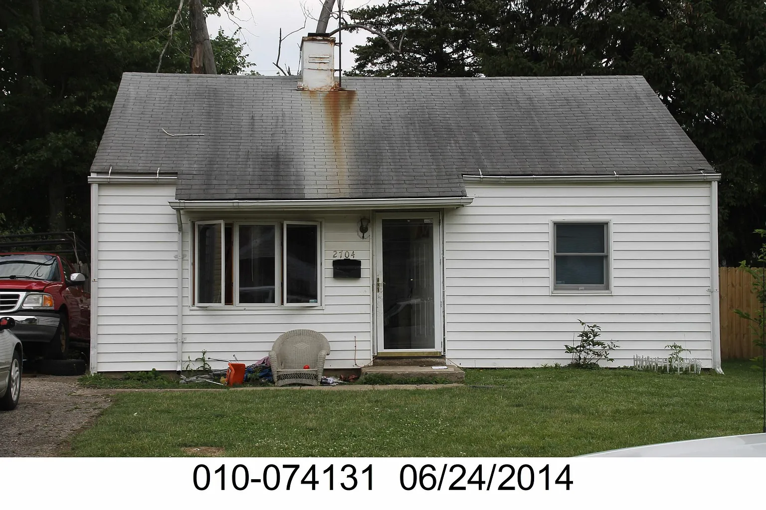 2704 Hiawatha St photo 1