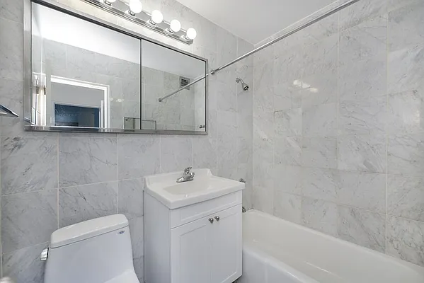 Rented by Bold New York | media 7