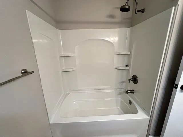 125 Devonshire Ct #125 — Photo 7