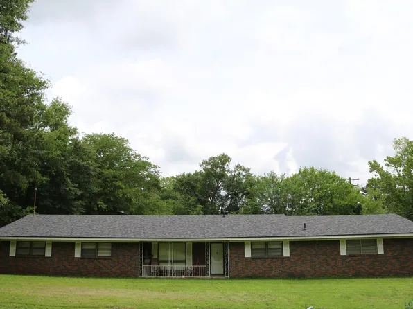 406 S Pecan St, White Oak, TX 75693